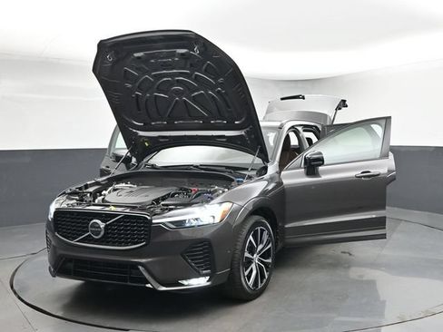 Used 2023 Volvo XC60 B5 Plus w/ Climate Package AWD/4WD image 52