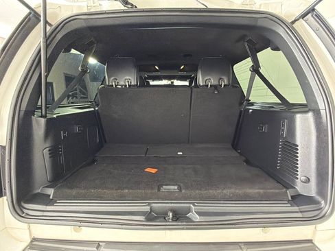 Used 2016 Ford Expedition EL Limited w/ Equipment Group 301A AWD/4WD image 21