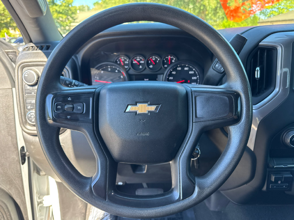 Used 2022 Chevrolet Silverado 2500 Custom w/ Custom Value Package AWD/4WD image 22