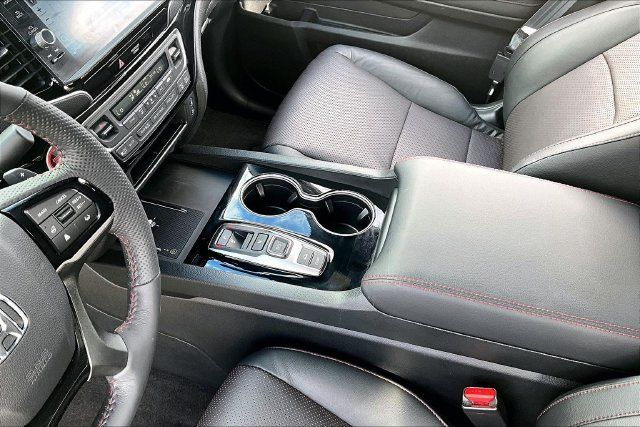 Used 2026 Honda Ridgeline Black Edition image 19