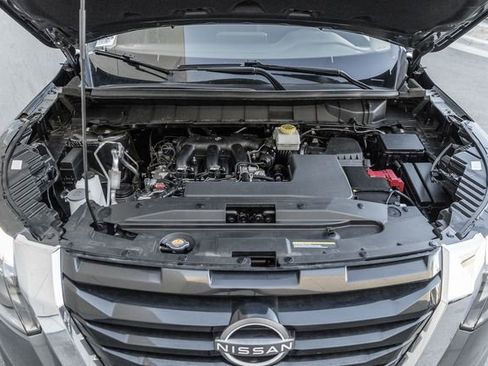 Used 2024 Nissan Pathfinder S image 15