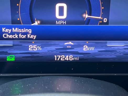 Used 2024 Chevrolet Equinox EV LT FWD image 24