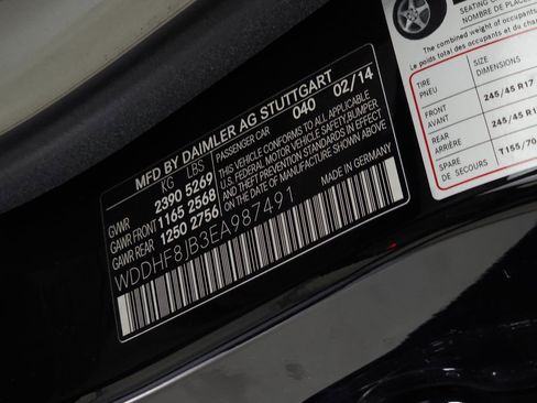 Used 2014 Mercedes-Benz E 350 4MATIC Sedan image 28