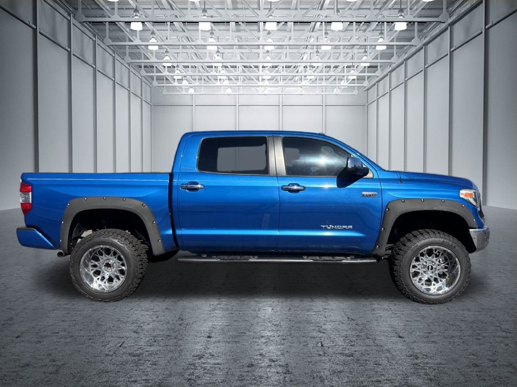 Used 2018 Toyota Tundra Limited w/ Limited Premium Package AWD/4WD image 7