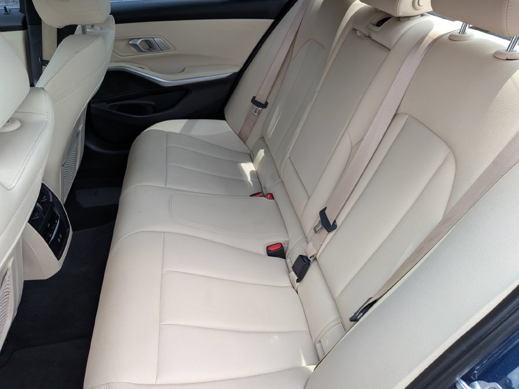 Used 2021 BMW 330i Sedan w/ Convenience Package RWD image 21
