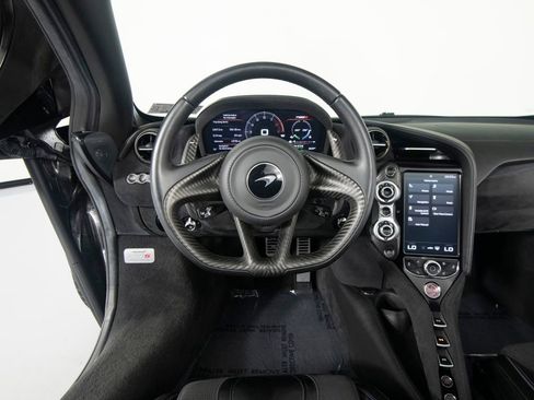 Used 2020 McLaren 720S Spider RWD image 17