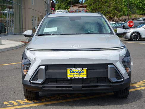 New 2025 Hyundai Kona SEL image 2