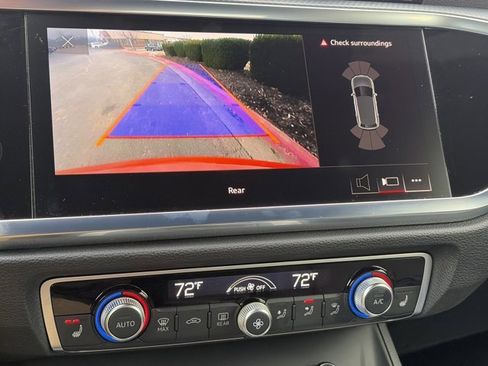 Used 2025 Audi Q3 2.0T Premium image 21