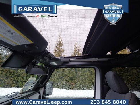 Used 2025 Jeep Wrangler Sport S image 10