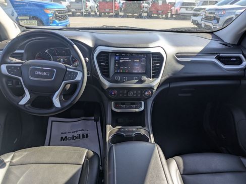 Certified 2023 GMC Acadia SLT image 15