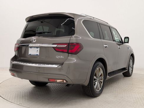 Used 2018 INFINITI QX80 2WD w/ Driver Assistance Package image 9