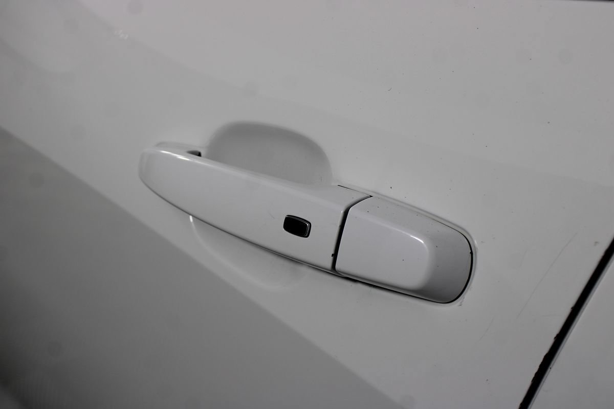 Used 2023 Chevrolet Malibu LT FWD image 43