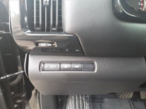 Used 2024 Nissan Pathfinder SV AWD/4WD image 21