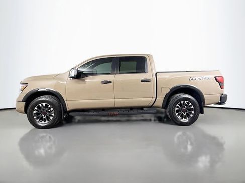 Used 2024 Nissan Titan PRO-4X w/ Pro-4x Convenience Package image 8