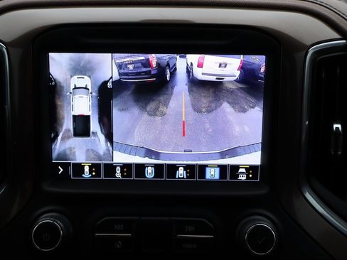 Used 2023 Chevrolet Silverado 3500 High Country w/ Z71 Off-Road Package image 11