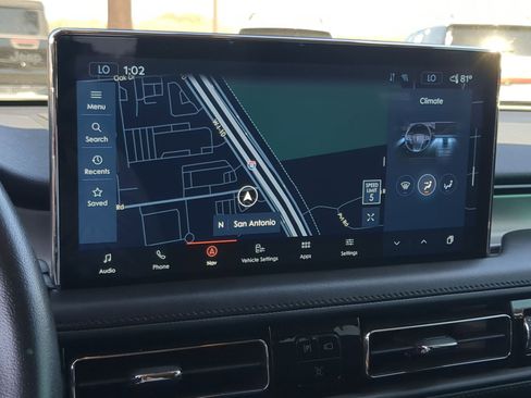 Used 2023 Lincoln Nautilus AWD w/ Premium Package image 17