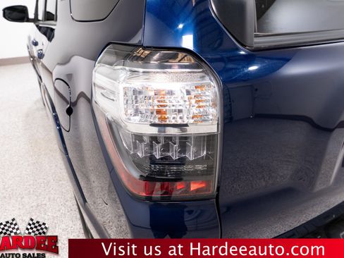 Used 2024 Toyota 4Runner TRD Sport image 9