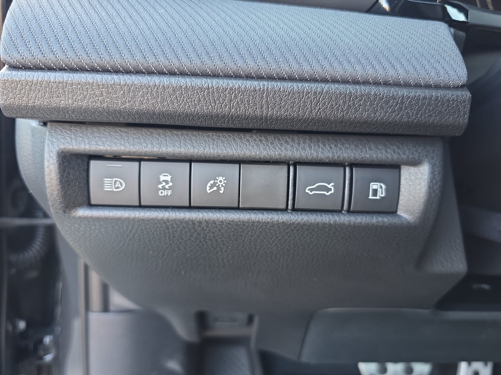 New 2026 Toyota Camry SE w/ Convenience Package FWD image 22
