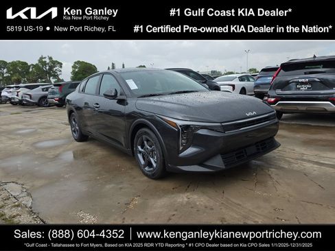 New 2026 Kia K4 FWD image 1
