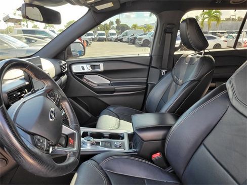 Certified 2020 Ford Explorer ST w/ ST Street Pack image 18