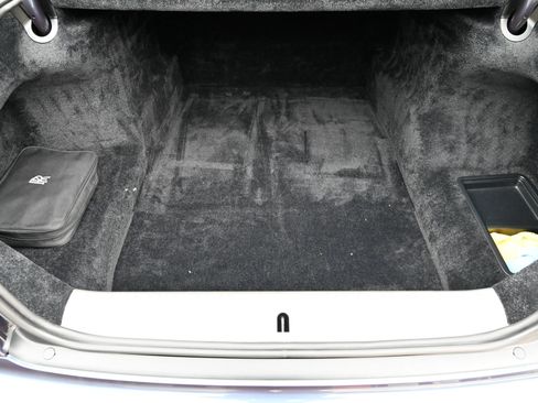 Used 2018 Rolls-Royce Ghost RWD image 46
