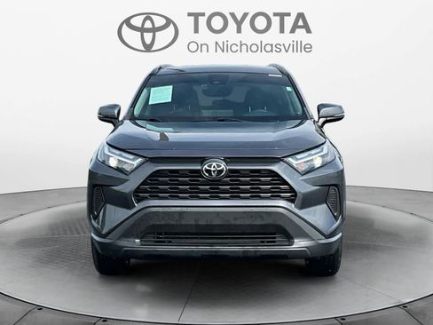 Used 2023 Toyota RAV4 XLE AWD/4WD image 9