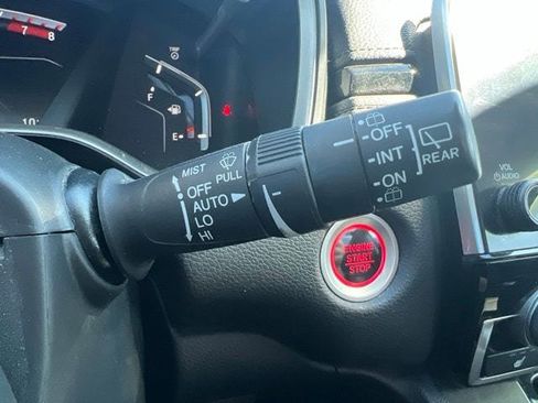 Used 2019 Honda CR-V Touring image 25