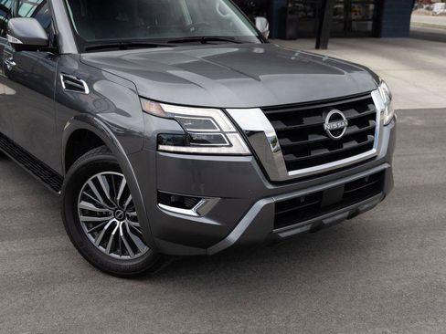 Used 2023 Nissan Armada SL w/ Captain's Chairs Package AWD/4WD image 3