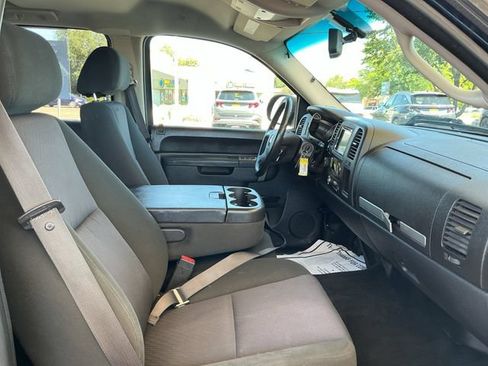 Used 2010 Chevrolet Silverado 1500 LT w/ Power Pack Plus AWD/4WD image 25