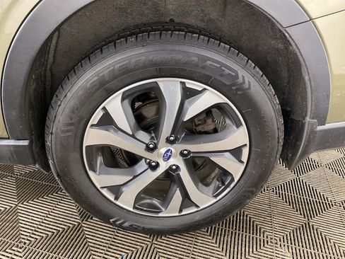 Used 2020 Subaru Outback Limited w/ Popular Package #2 image 14