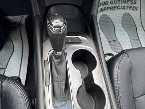 Used 2019 Chevrolet Malibu LS FWD image 16