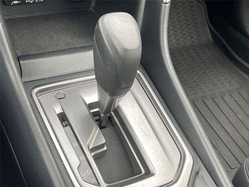 Certified 2023 Subaru Forester Premium AWD/4WD image 25