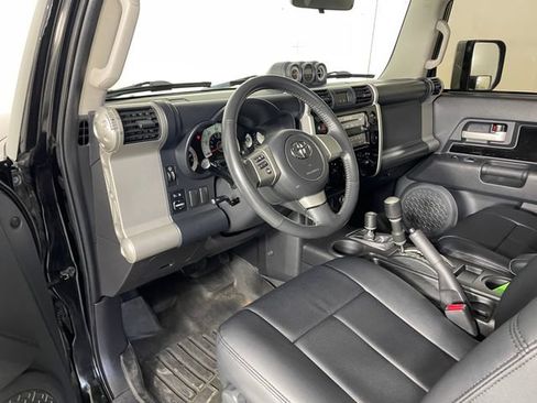 Used 2007 Toyota FJ Cruiser 4WD image 3