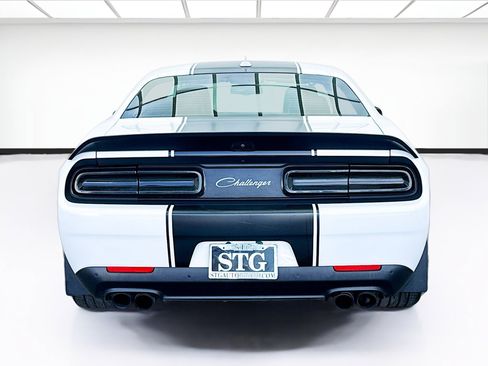Used 2022 Dodge Challenger R/T Scat Pack image 5