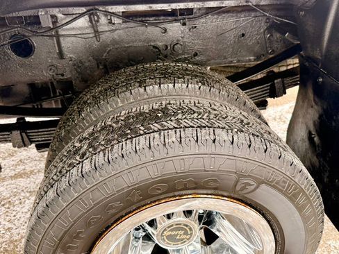 Used 2009 Chevrolet Silverado 3500 W/T image 9