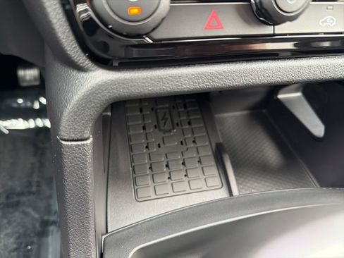 New 2025 Ford Ranger XLT w/ Equipment Group 301A High image 32