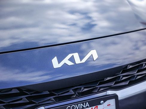 Used 2024 Kia Forte LXS image 39