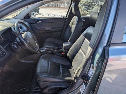 Used 2005 Volvo V50 T5 image 15