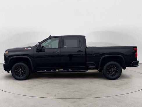 Used 2021 Chevrolet Silverado 2500 LTZ w/ LTZ Plus Package AWD/4WD image 2