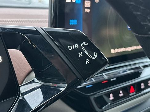 Used 2023 Volkswagen ID.4 Pro image 25