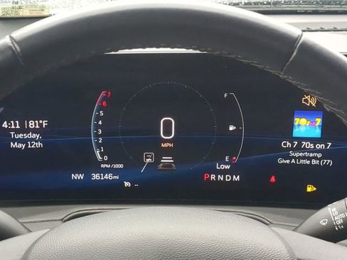 Used 2025 Cadillac XT4 Premium Luxury FWD image 32