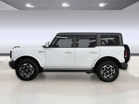 Used 2023 Ford Bronco Outer Banks AWD/4WD image 2