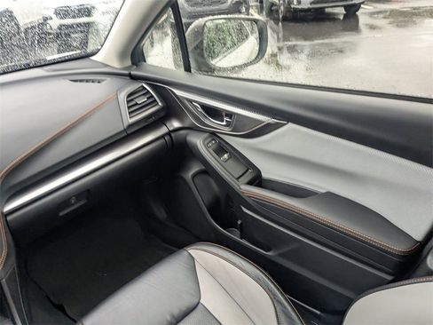 Used 2023 Subaru Crosstrek 2.5i Limited w/ Moonroof Package image 16