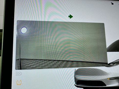 Used 2022 Tesla Model Y Long Range AWD/4WD image 16