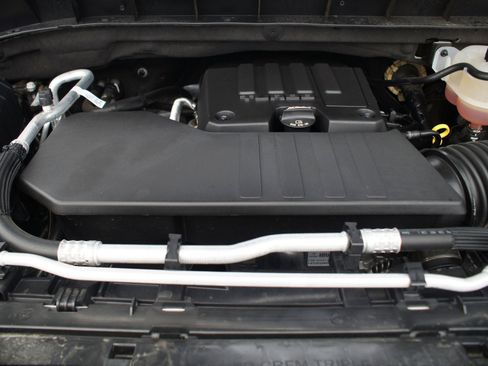 Used 2024 Chevrolet Silverado 1500 LT w/ Protection Package image 27