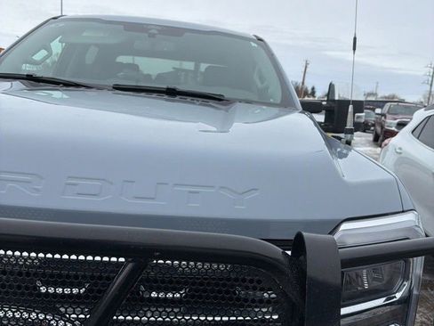 Used 2025 Ford F350 Lariat w/ Chrome Package image 11