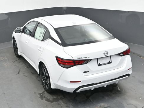 New 2025 Nissan Sentra SV w/ All-Weather Package image 35