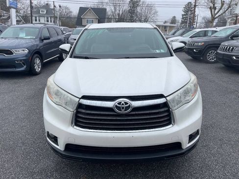 Used 2014 Toyota Highlander Plus AWD/4WD image 9