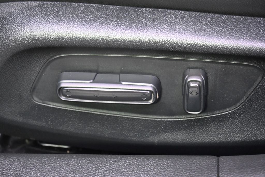 Used 2025 Honda Civic Sport Touring image 14