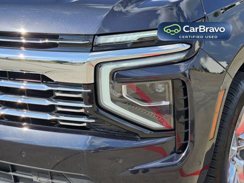 Certified 2025 Chevrolet Suburban Premier AWD/4WD image 11